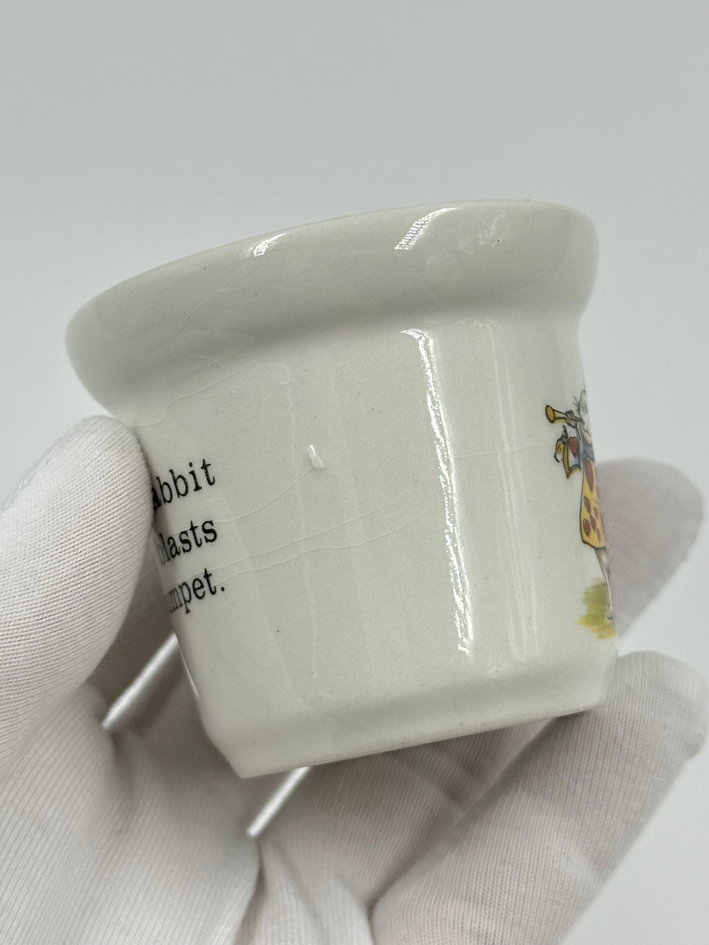 Подставка для яйца Alice in Wonderland, Johnsons Brothers