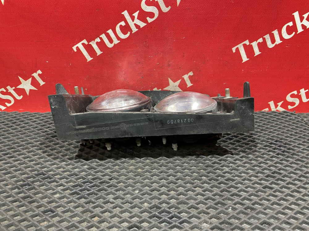 Фара противотуманная правая