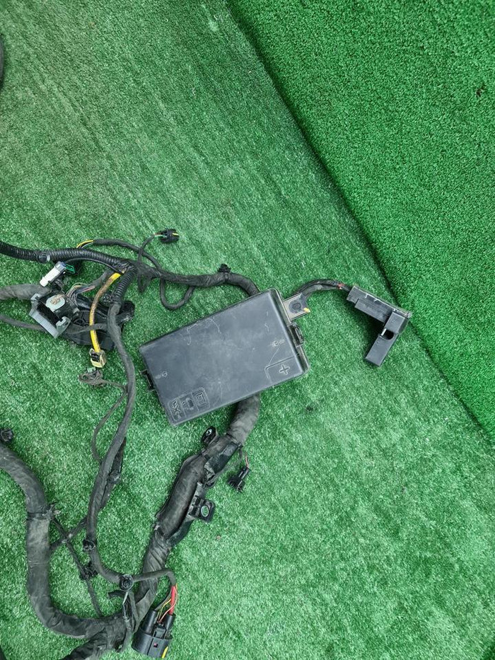 Проводка моторного отсека Haval F7 (2018-2024)
