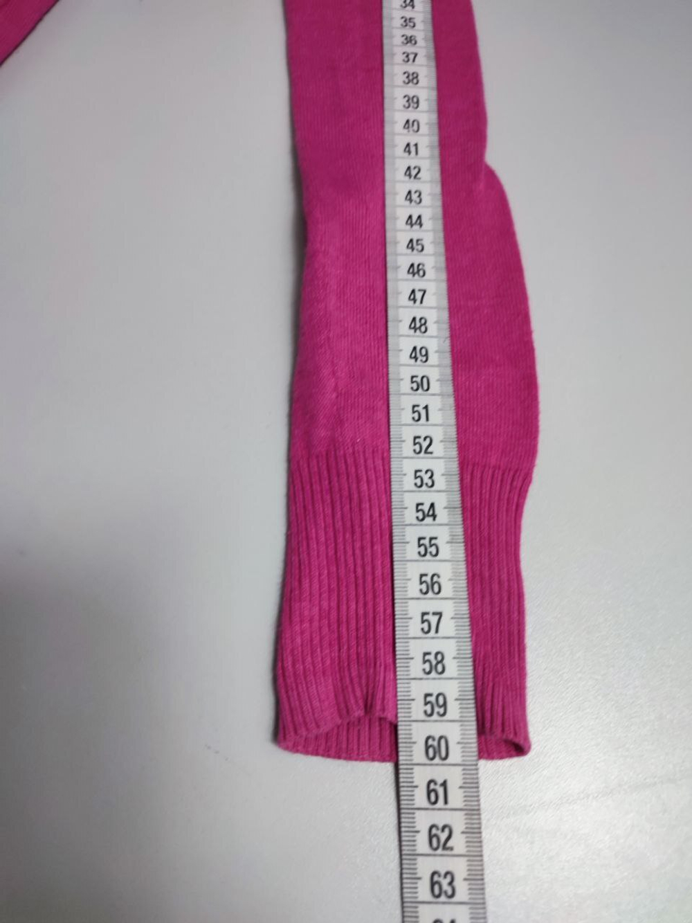 Кардиган Ostin цвета фуксии 42 размер