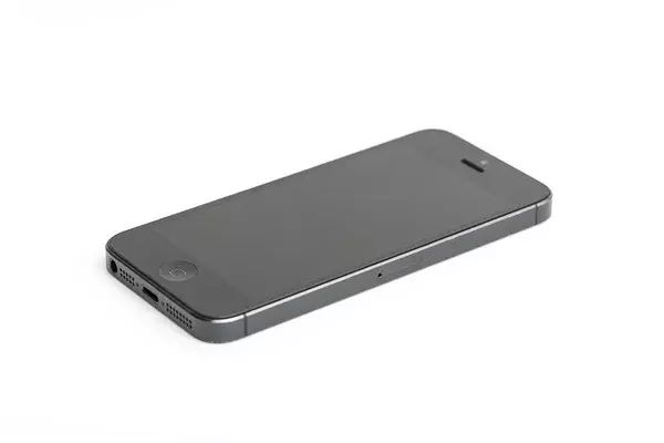 Профессиональная Замена Экрана iPhone 5 в Москве