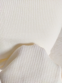 Вязаное платье