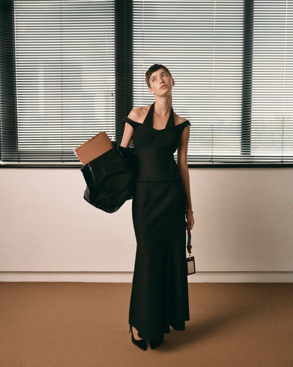 Юбка асимметричная расклешенная