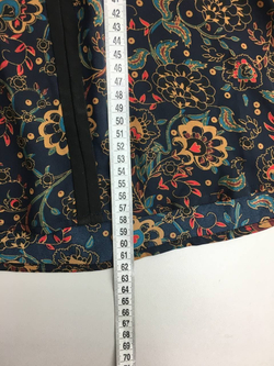 Блуза OODJI с вырезом 40 размер