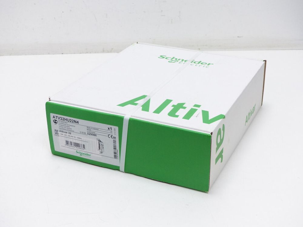 Schneider Electric ATV32HU22N4