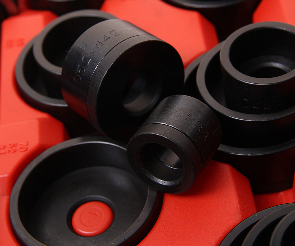 Набор для демонтажа/монтажа сайлентблоков, подшипников универсальный 29 предметов JTC