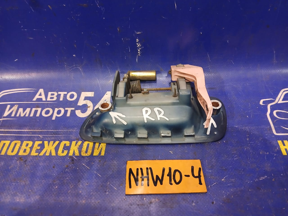 Ручка двери задней правой внешняя TOYOTA PRIUS 1998
