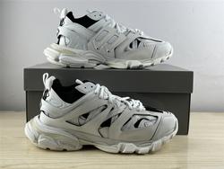 Balenciaga Track Sneaker 736330-W3SKC-9010