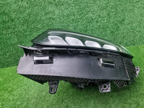 Фара левая Geely Tugella (2019-2024) LED