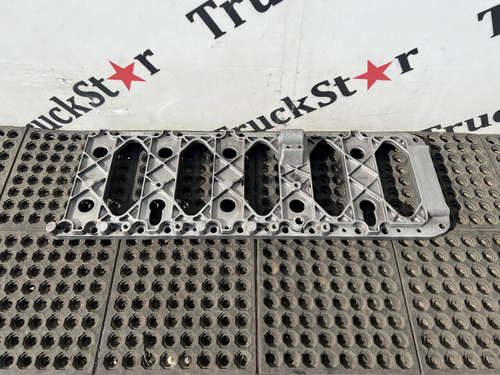 Плита двигателя 2018г.