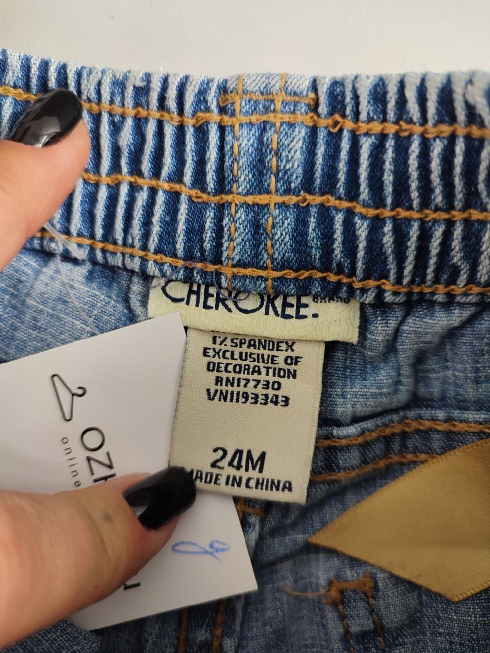 Джинсы Cherokee красивые на 2 года