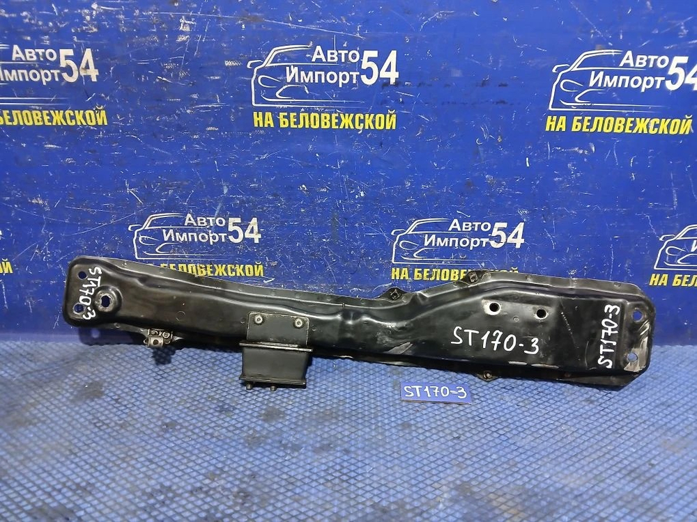 Балка передняя продольная TOYOTA CORONA 1990