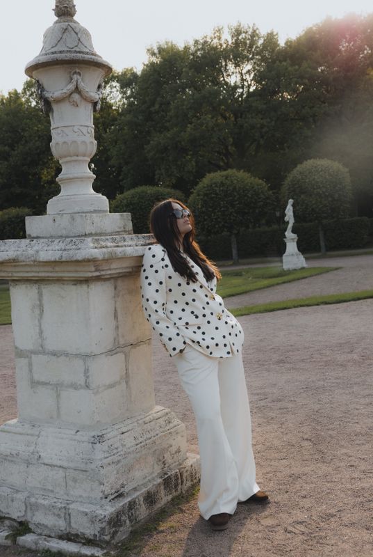 Брюки прямые со стрелками, сливочный