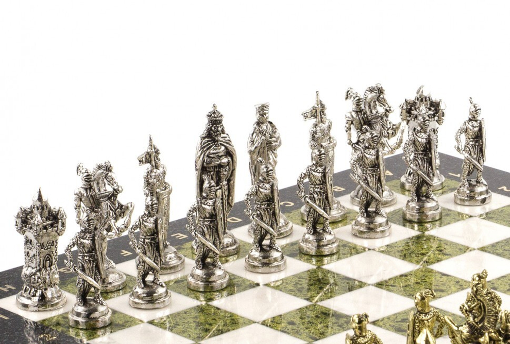 Шахматы из мрамора  Шахматы подарочные "Рыцари крестоносцы" доска 44х44 см камень мрамор змеевик G 120717