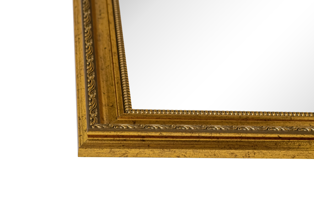 Зеркало настенное в раме 35x45