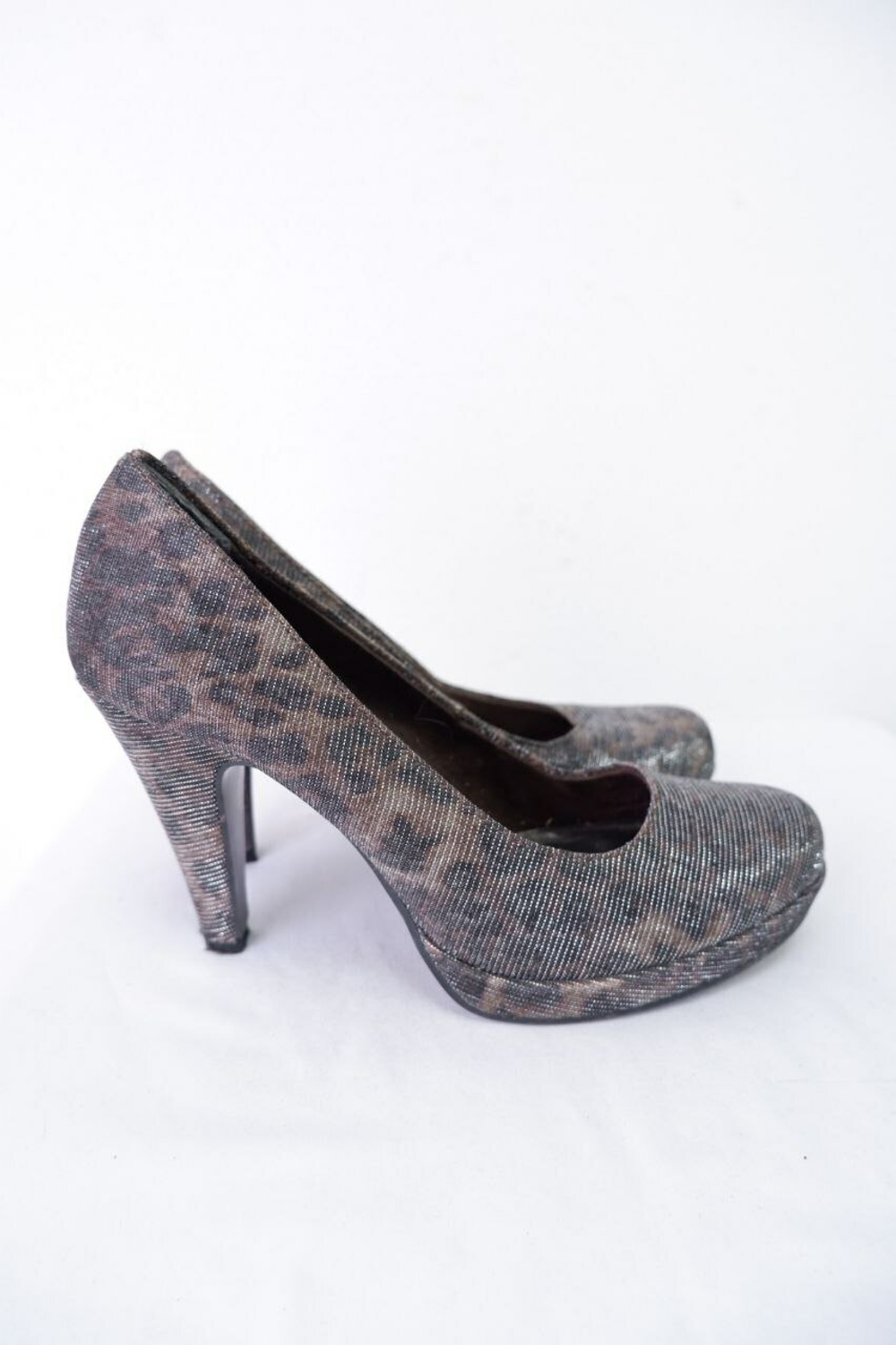 Туфли Tamaris эффектные 40 размер