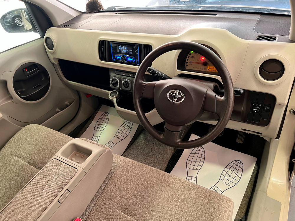 Toyota Passo, 2010 год