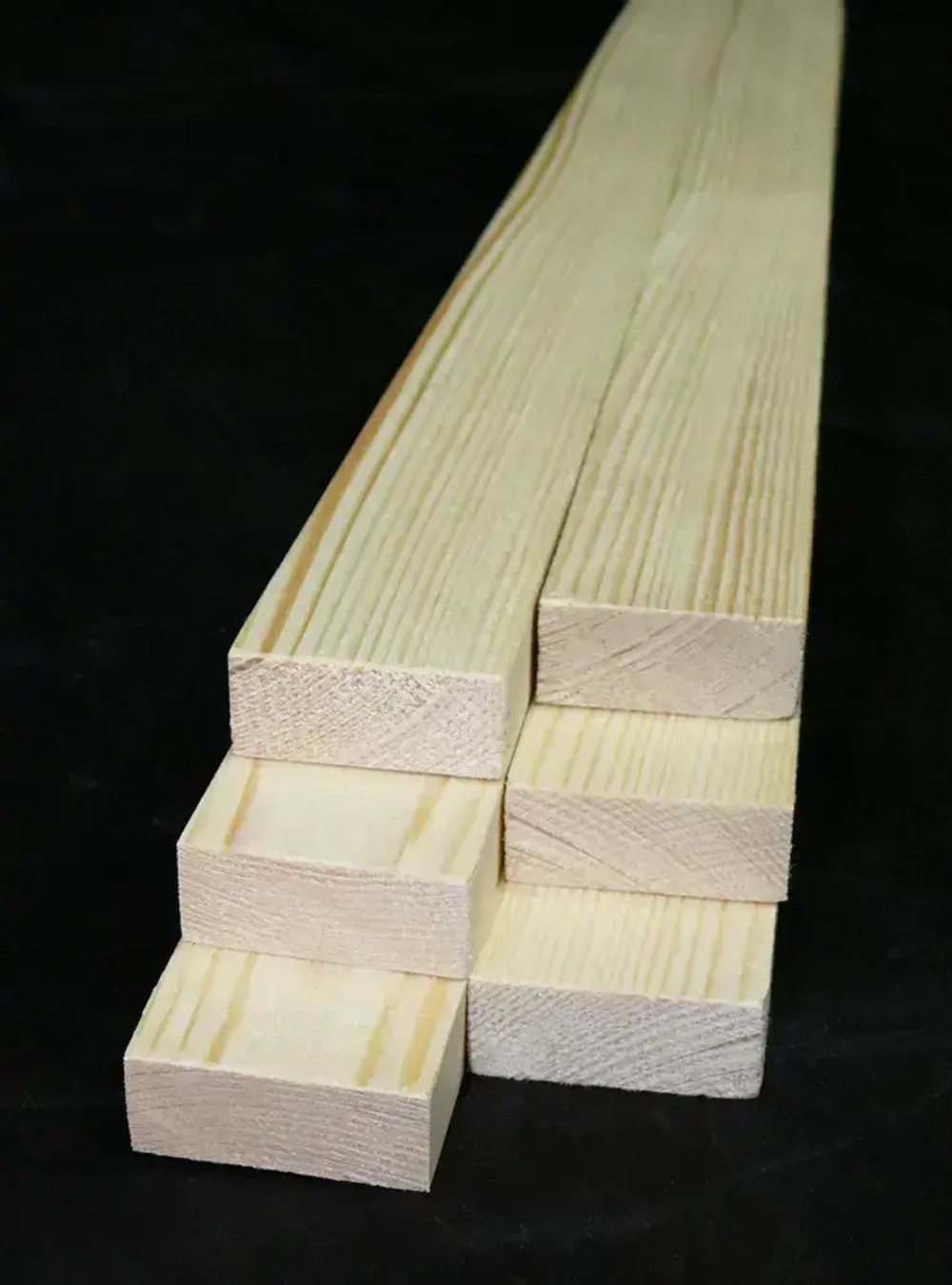 Рейка деревянная строганная 20х40х2000мм 6 шт сорт первый хвоя