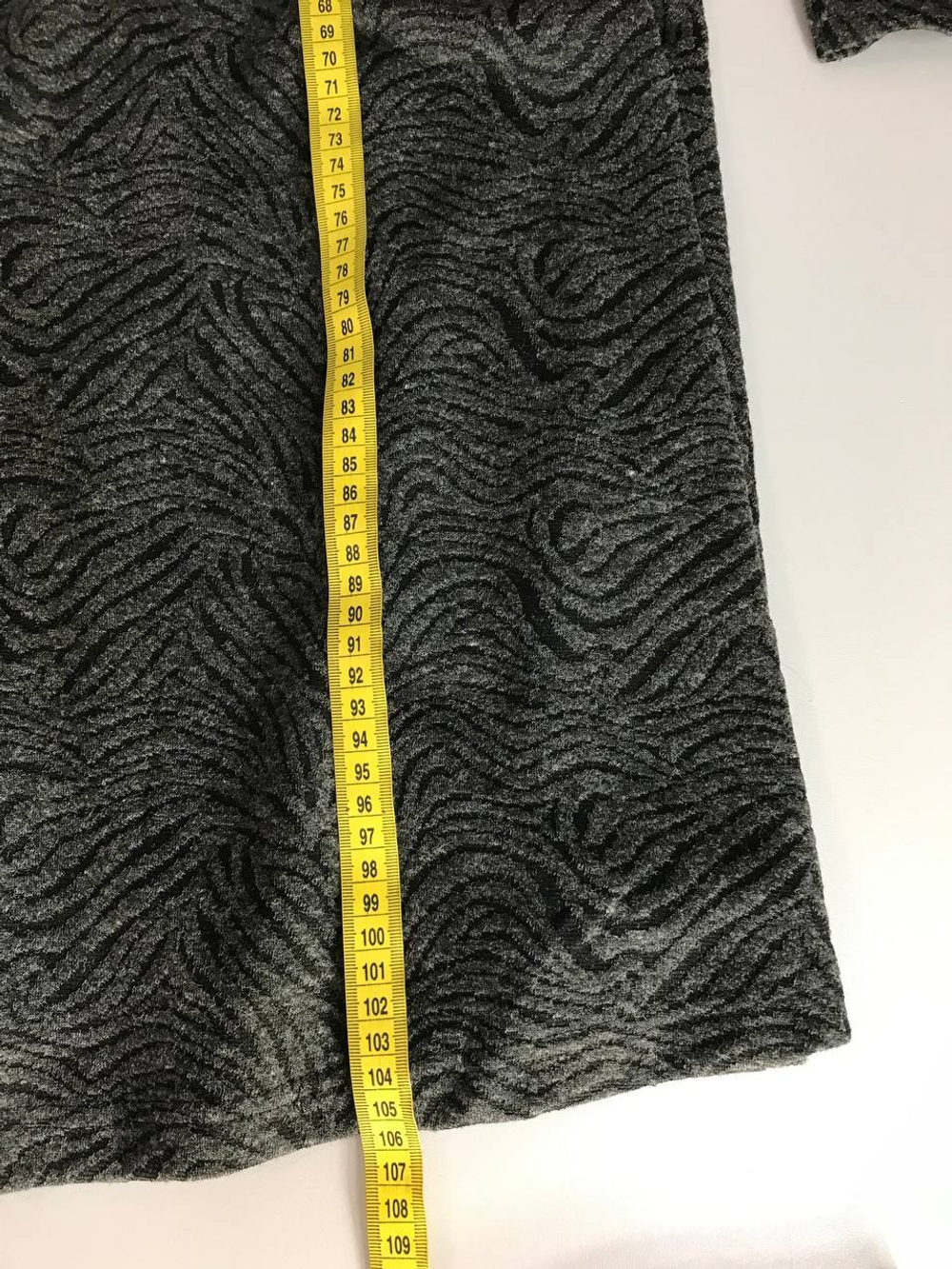 Платье Elena Viare плотное, маркировка 40, визуально на 44 размер, новое