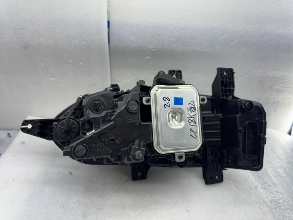 Передняя левая фара (LED) BYD T5