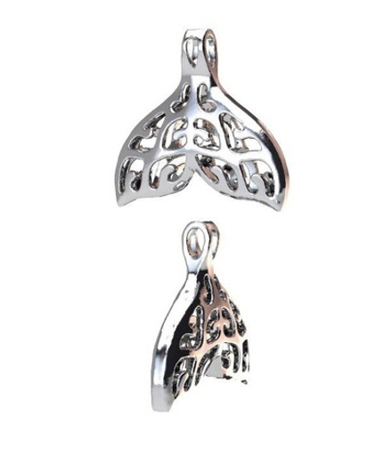 Кулон на цепочке "Хвост кита"