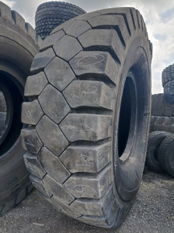 33.00R51 Bridgestone VRDP шина б/у