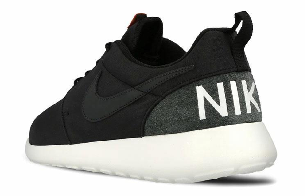 Кроссовки Nike Roshe One Retro
