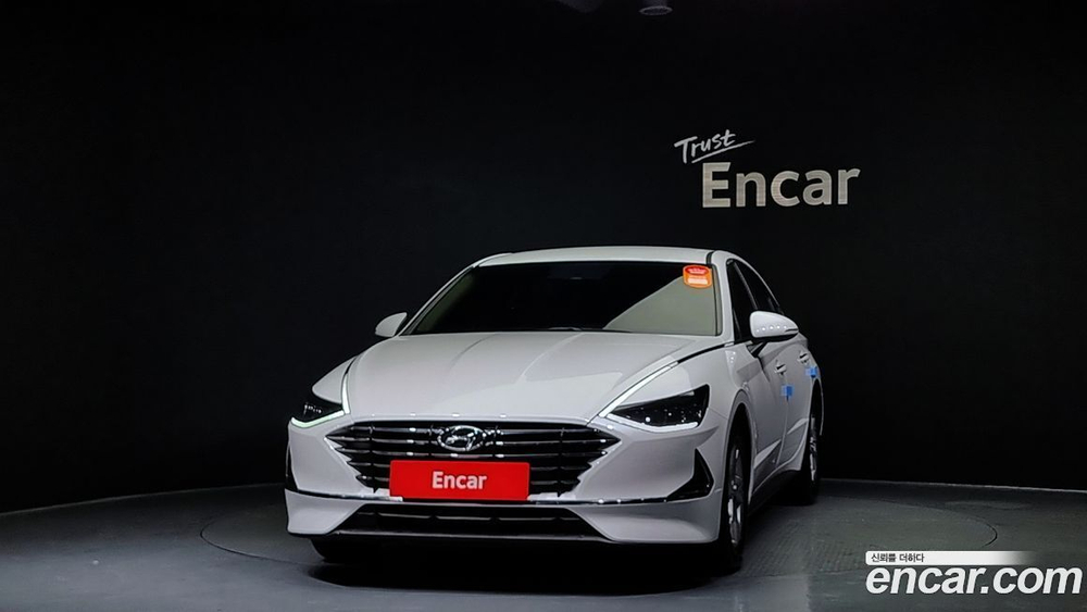 Hyundai Sonata (DN8) 2.0 (04.2020)