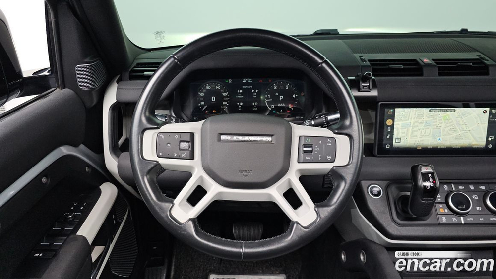 Land Rover Defender (L663) 110 D250 SE (08.2021)