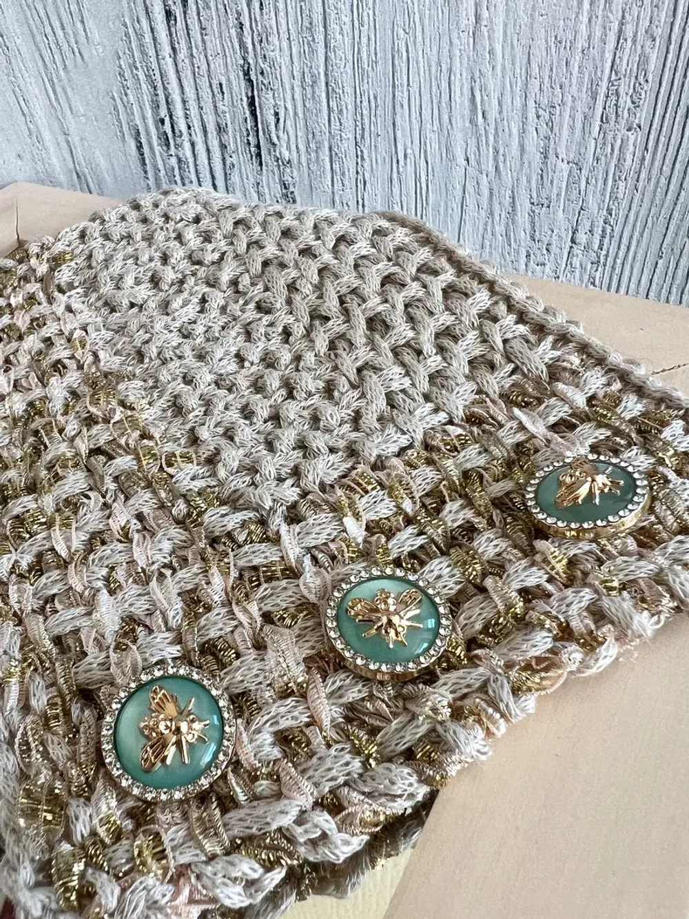 Декоративные металлические пуговицы на ножке