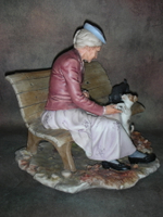 Статуэтка. Фарфор. Скамья доброты. Capodimonte. Италия