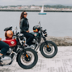 Royal Enfield Interceptor 650 Canyon Red (Standard / Single tone)