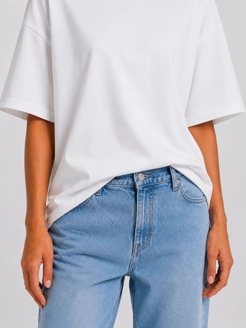Футболка женская белая oversize M-XL