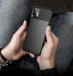 Чехол черный на телефон Motorola G9 Plus, противоударный, серия Onyx от Caseport