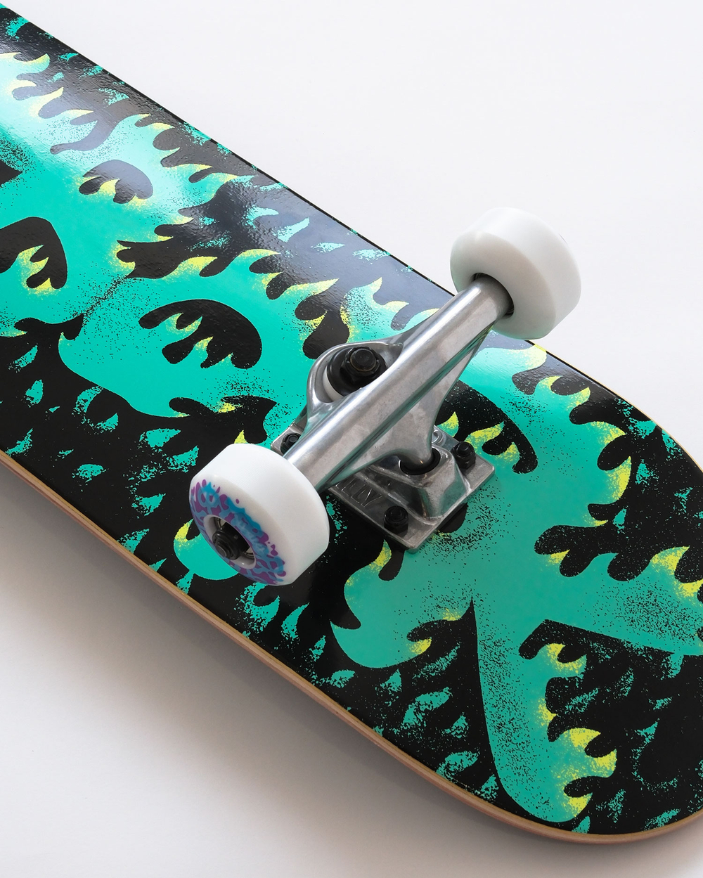 Скейтборд Футворк Пламя Зеленый 7.5”