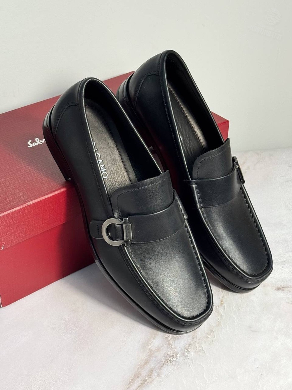 Лоферы Salvatore Ferragamo