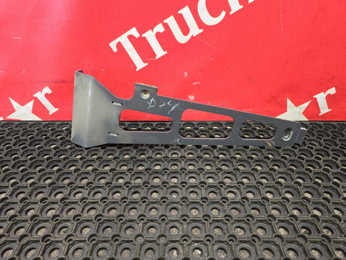 Кронштейн глушителя 2018 г