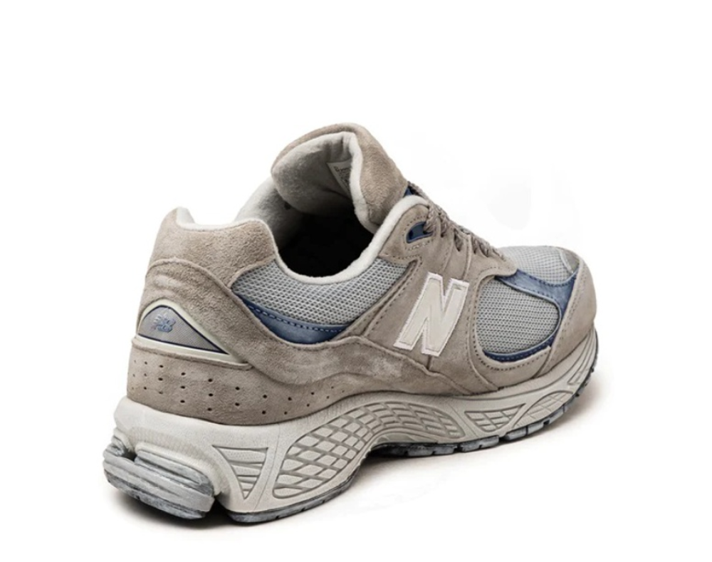 Кроссовки New Balance 2002R Gore-Tex 'Light Grey' M2002RXB
