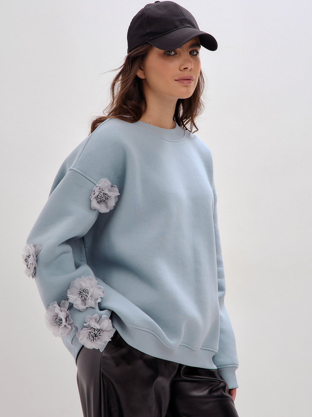 Свитшот oversize с цветами