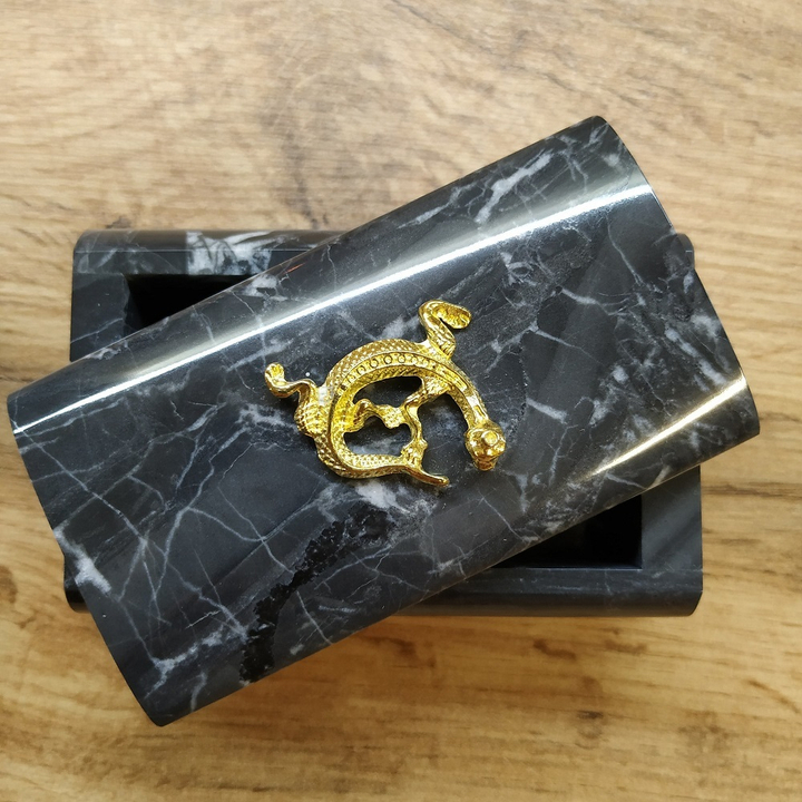 Шкатулка с Ящерицей, доломит, 105x60x60 мм