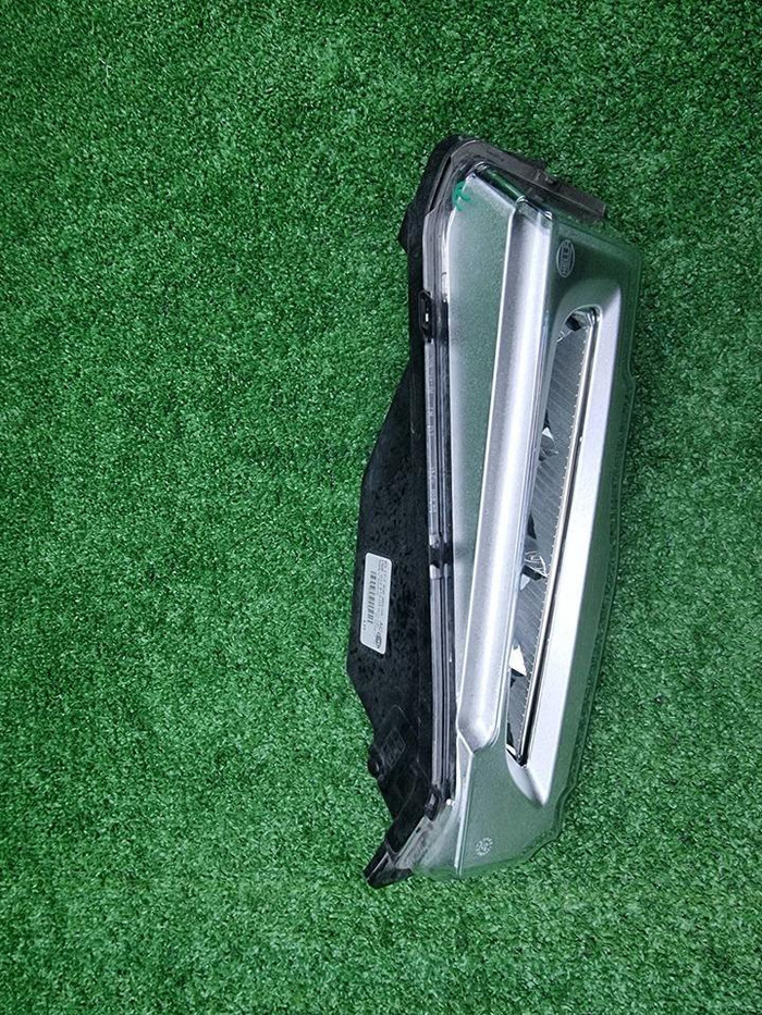 ПТФ левая BMW X5 G05, X7 G07 (2018-2023)