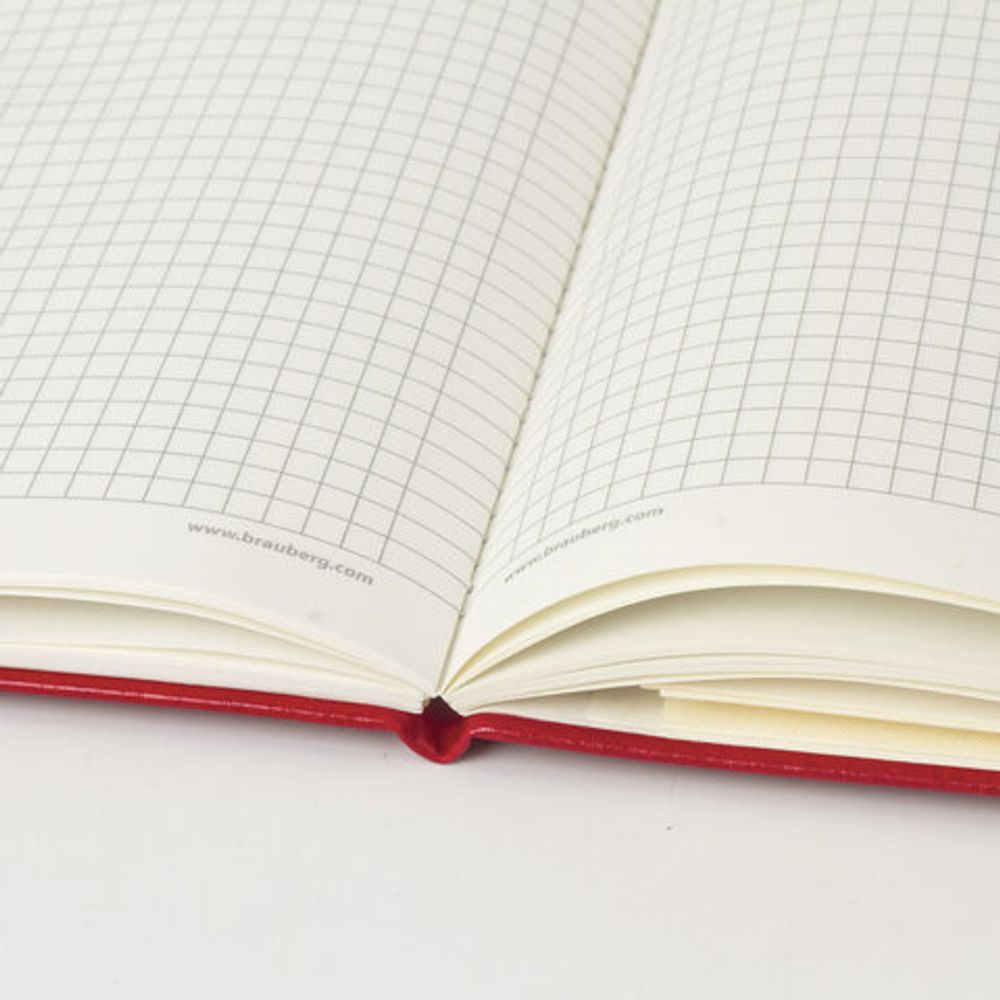 Блокнот в клетку с резинкой А5 (148x218 мм), 80 л., под кожу красный BRAUBERG "Metropolis Special", 111575