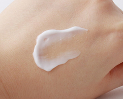 Лосьон для тела увлажняющий FOODAHOLIC VASELINE COLLAGEN MOISTURE LOTION