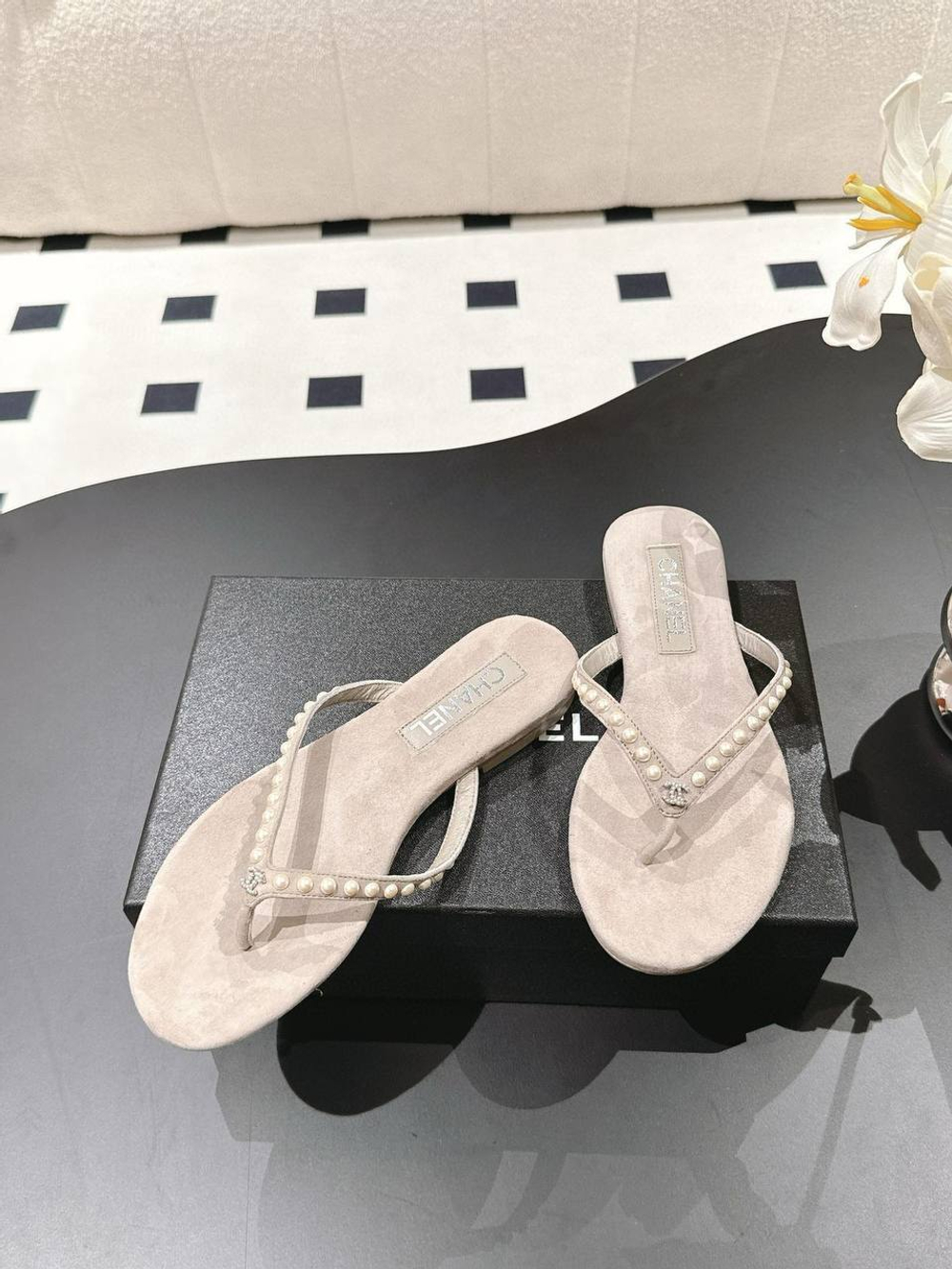 Шлепанцы Chanel