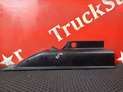 Накладка ручки бардачка правая