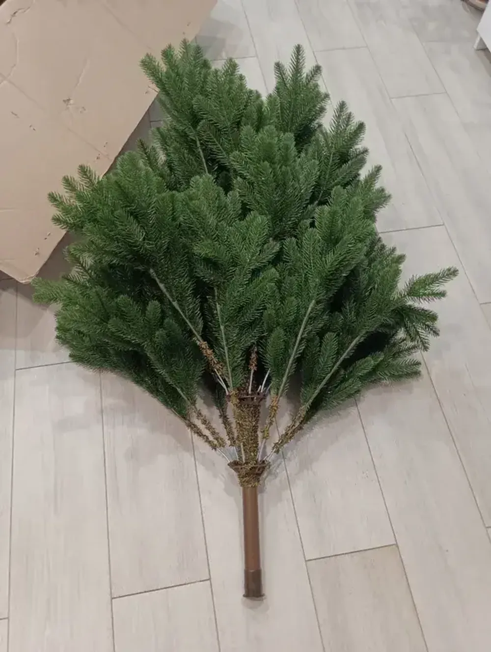 Ель искусственная «Изольда» (Литая хвоя) 215 см / 2,15 м