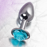 Серебристая анальная втулка с голубой розочкой 8см ToyFa Metal 717009-14