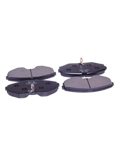 Колодки тормозные NISSAN Maxima (CA33) (00-) передние (4шт.) SANGSIN