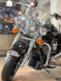 Road King Harley-Davidson 2021 Vivid Black