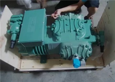 Полугерметичный поршневой холодильный компрессор 4EES-4Y